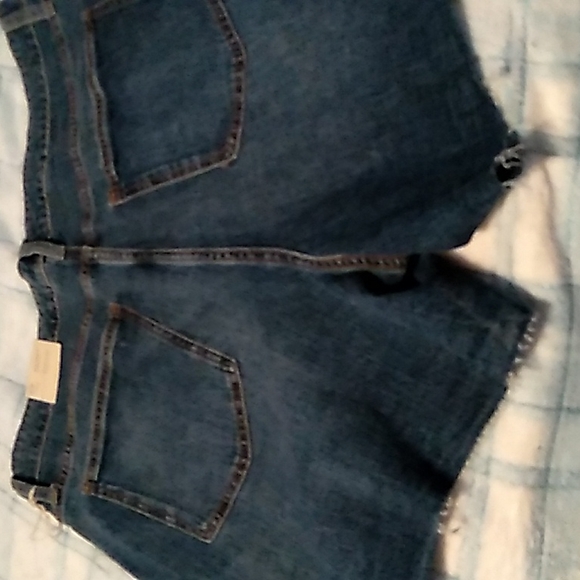 Universal  Thread denim shorts. NWT  Size 20W - Picture 10 of 12